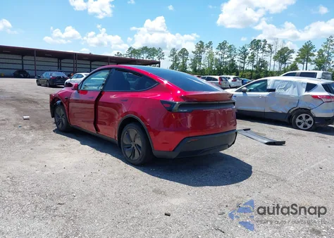 2026 Tesla Model Y Long Range Dual Motor All-Wheel Drive/Long Range Launch Series из США, поврежденный, VIN 7SAYGDEE9TA389415